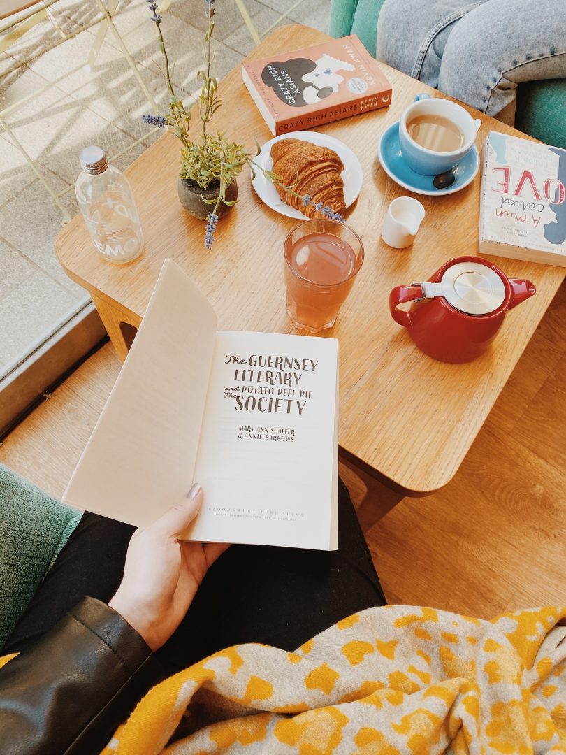 BooksNest Bookstagram, Instagram